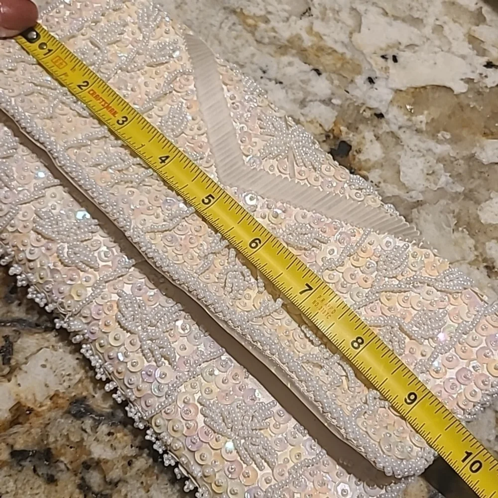 Satin, Pearl & sequined evening bag. Vtg. L9. 5